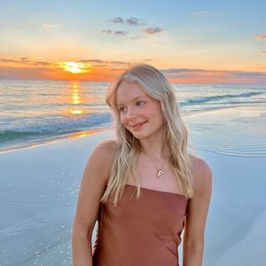 Meet your Posher, Ever